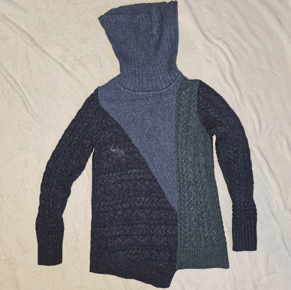 L.L. Bean Wool Turtleneck Sweater Asymmetrical Blue Teal - Picture 4 of 10
